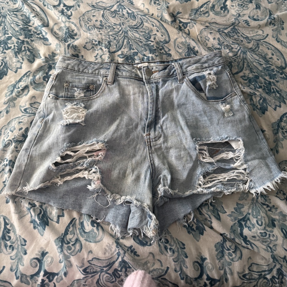 Almost famous denim shorts